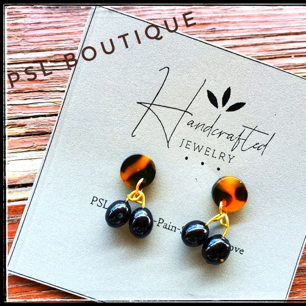 BOUTIQUE Tiger Eye Beaded Drop Earring Set